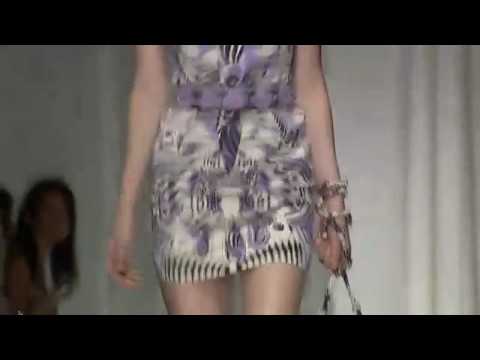 Versace Spring Summer 2010 - Milan - Women's Wear.flv