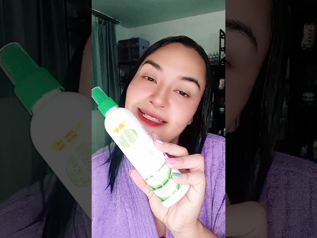 Vídeo relacionado con Equilibra Cuidado Facial, Tónico Facial a Base de Aloe Vera, Ligero, Delicado, Desmaquillante Facial, Elimina los Rastro de Impurezas, Sin Aclarado, Suaviza y Tonifica la Piel, 200 ml