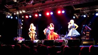 The Puppini Sisters - I Will Survive LIVE @ Treibhaus IBK