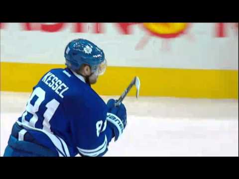 Kessel 7-3 Goal - Blackhawks vs Maple Leafs (Dec 14, 2013)