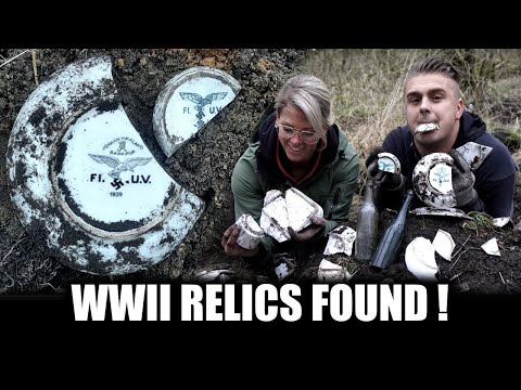 Geschirrdeponie aus dem 2. Weltkrieg voller Adler- und Hakenkreuzstempel!