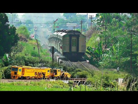 Berjalan Santuy Kereta Api Argo Wilis Saat Menuruni Petak Antara Stasiun Ciawi Dan Cirahayu