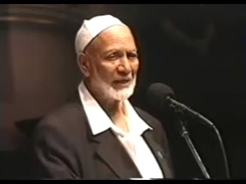 WHY CAN'T MUSLIM WOMEN PRAY IN THE MOSQUE?