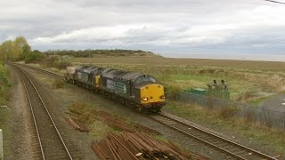 preview picture of video 'Bagillt Station 30.10.2014 - DRS 37607 & 37611 on Flask train - Holywell Flint'