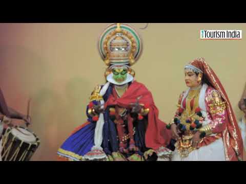 Kathakali - Nalacharitham  Padmashri Kalamandalam Gopi.  / TOURISM INDIA / INDIA