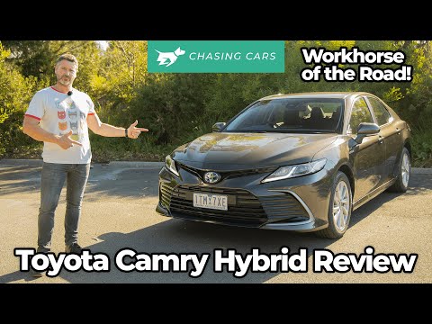 Toyota Camry Hybrid 2021 review | Chasing Cars