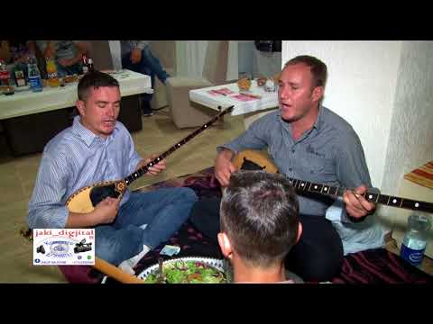 Vellezrit Plakiqi Ne at Prekaz paska ra stuhia  ne konakun e Ajet Berishes dt 25 gusht 2017