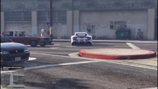 GTA5 放置してたらゼッピヨ現れ、乗り捨てアタック2回も失敗してて可愛い❤️