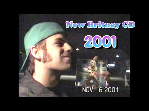 Tower Records BRITNEY SPEARS CD Release - November 5, 2001