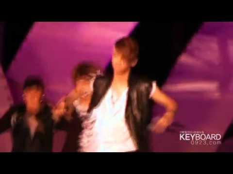 [fancam]  SHINee key shows his waist accidentally @ Open concert_(360p).flv