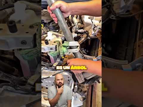 Prefieren esconder la herramienta que usarla 🔧 #cartok #carros #mecanica #tools #taller