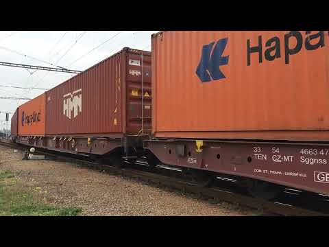 Včerejší průlet kontejnerů v čele Traxx MS2 od Akiemu přes Podivín. Děkuji za krásný pozdrav😊