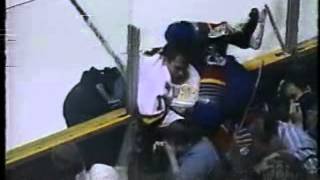 1995 - Blues @ Canucks - Trevor Linden Big Hit Through Glass