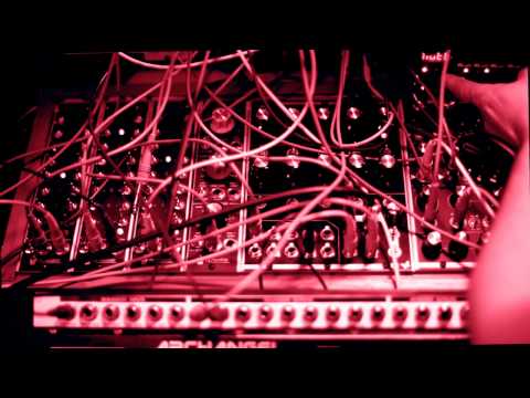 thomas white triple lpg meets synthrotek voice of saturn