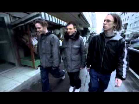 LYROHOLIKA Musikvideo 'Rapstar'