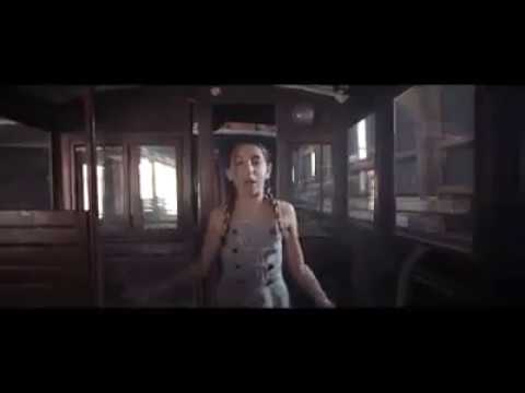 Kamil - "BELLA CIAO" ( A seulement 9 ans il reprend "BELLA CIAO" à la perfection ! Je suis choqué )