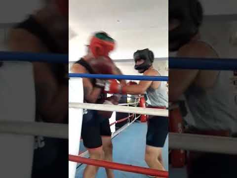 maximiliano veron vs metralladota de piñas 2020(3)