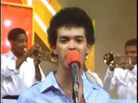 ALEX BUENO (video 80's) - El Principe - MERENGUE CLASICO