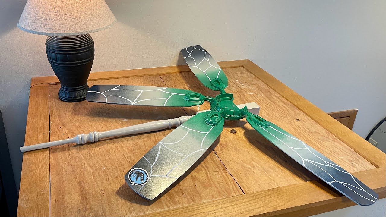 DIY: How to make a Dragonfly out of a Fan // Bog Life