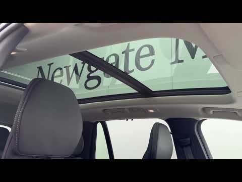 Volvo XC90 T8 ULTRA DARK AWD - Image 2