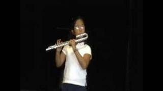 C playing Dvorak&#39;s humoresque on flute