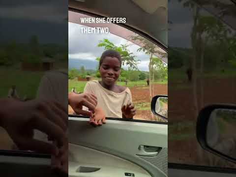 She hands out candy to children in Africa and they’re so grateful ❤️