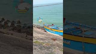 Download lagu A country boat washed ashore in a storm💯😭😭 mp3