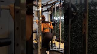 インスタ美女(@kana_melia) ジム トレーニング動画 #shorts