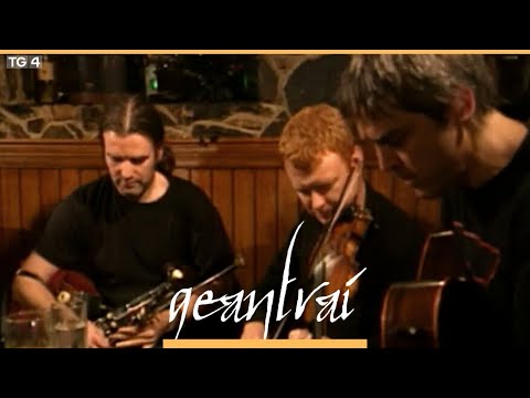 Lúnasa : Kevin Crawford, Sean Smyth, Cillian Vallely, Donagh Hennessy & Trevor Hutchinson |  TG4