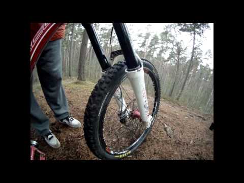 Mikus making music with bike