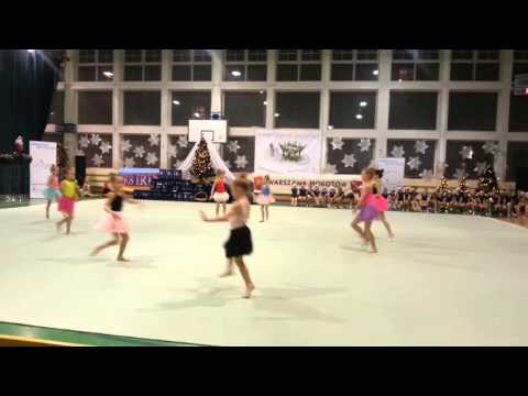 Mokotowska Gwiazdka 2015 UKS Irina  pokaz Syrenek