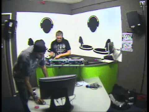 HEAVY ARTILLERY D.J LEVELA INTERVIEW AND GUEST MIX DRUM AND BASS DNBTV 2-9-2010.