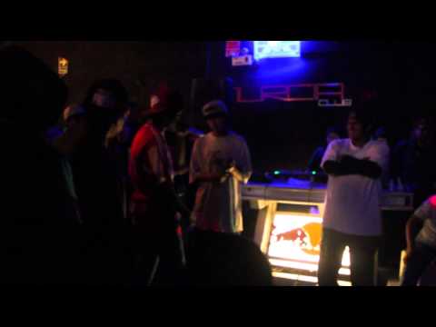 8os5: Carlitos ✓ vs Racky - Batallas Dantescas 4