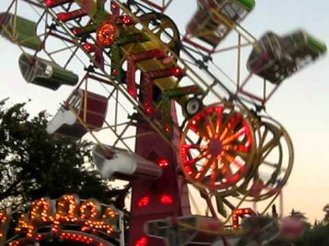 MVI_7115.AVI Holy family festival 2011 at Holy family Church-- the Zipper ride