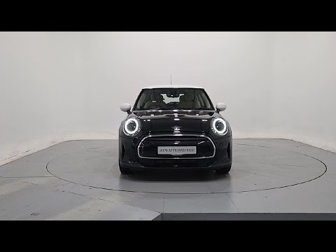 Mini Cooper Cooper Classic Auto - Image 2