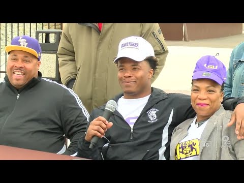 Four-Star RB Corey Kiner Inks With The Tigers