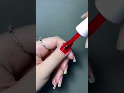 Aprenda a fazer unhas lindas link no perfil?