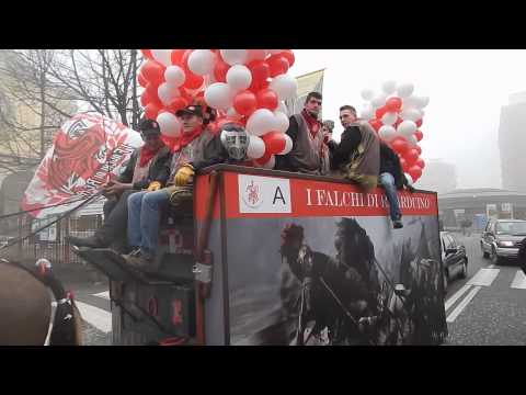 Parata carri da getto - video 4 - Carnevale Ivrea 2015