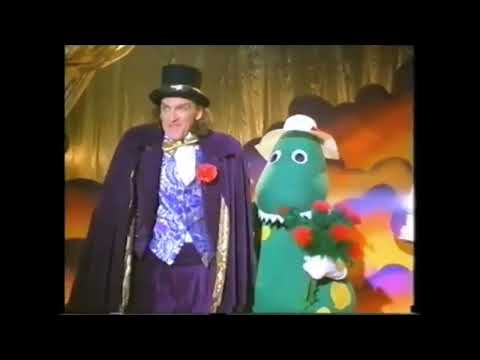 Wally Wins the Magic Competition!