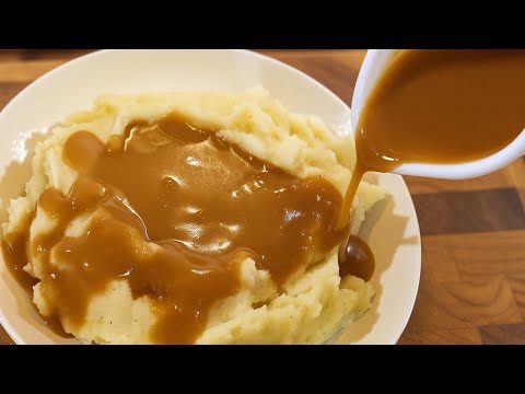 How to Make the Best Chicken Gravy (EASY HOMEMADE RECIPE)