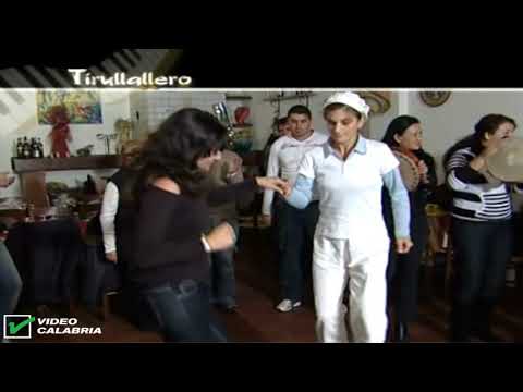 TIRULLALLERO 2007 - LA STORIA - Taranta Show Le donne suonano la tarantella