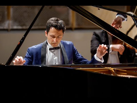 Liszt : Hungarian Fantasy for piano and orchestra (Julien Kurtz, soloist)