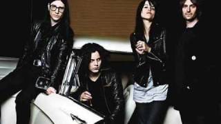 The Dead Weather - No Hassle Night