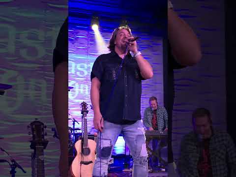 Ah! Leah! (Donnie Iris) ~ Last Men On Earth at Nissi's Entertainment Venue