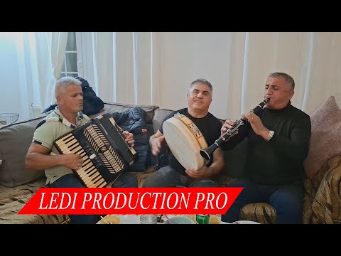 Vëllezërit Janca - Fryvi ere detit dhe moj - Live në Katerini të Greqis