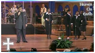 Mighty God/Outstanding - John P. Kee & the New Life Community Choir