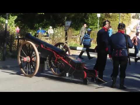 Die Kanone platzt eine große Feier bei Ludwigsburg Eglosheim Feuerwehrmann
