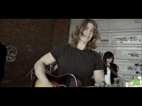 Deeper Song und deepe Stimme [JBC 22/37] Nico Grund -Black & White