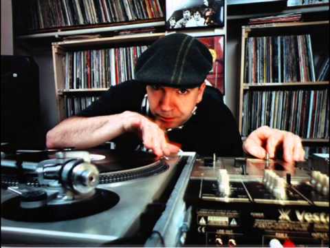 Dj Elusive - (Live At Oslo Nights May 2005 1 Of 2)