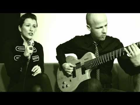 Marina Zettl & Thomas Mauerhofer - They can talk away